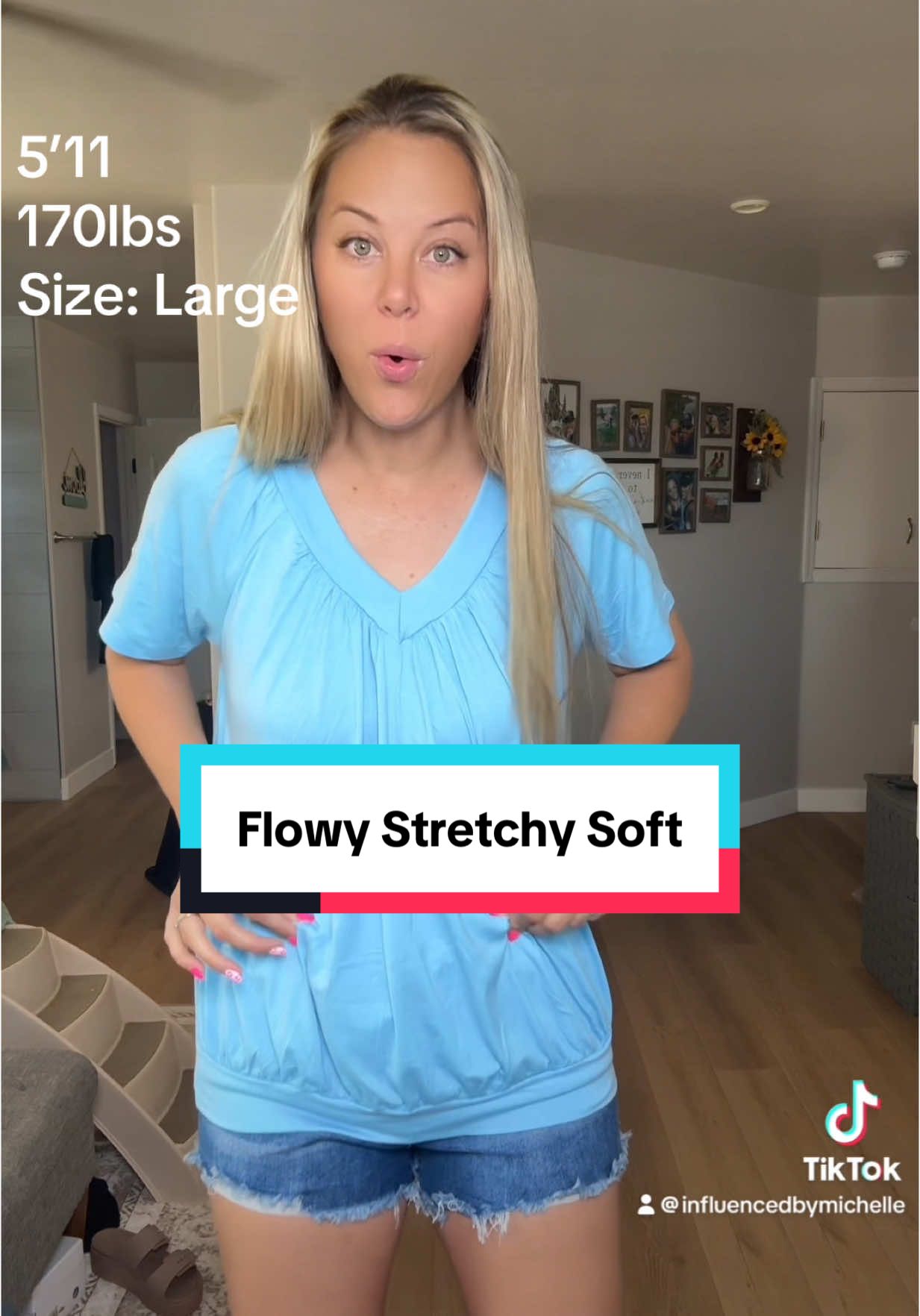 This flowy top is exactly like the tank top that went viral last year but it has sleeves! So comfy and great for all body types! #flowytop #summertop #summertops #sizeinclusive #sizeinclusivefashion #vnecktshirt #womensshirt #tiktokshopcreatorpicks #ttsfashionfam #lauchpadleaderboard