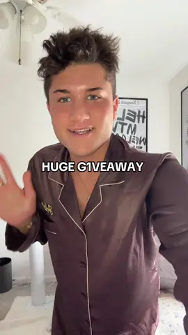 ✨ How to enter ✨  Follow @aanthonymancini on tiktok aanthonymancini on instagram -Tag 3 friends ✨Extra entries✨comment on my posts - Tag more friends / Repost this video ( winner will be chosen on my instagram )