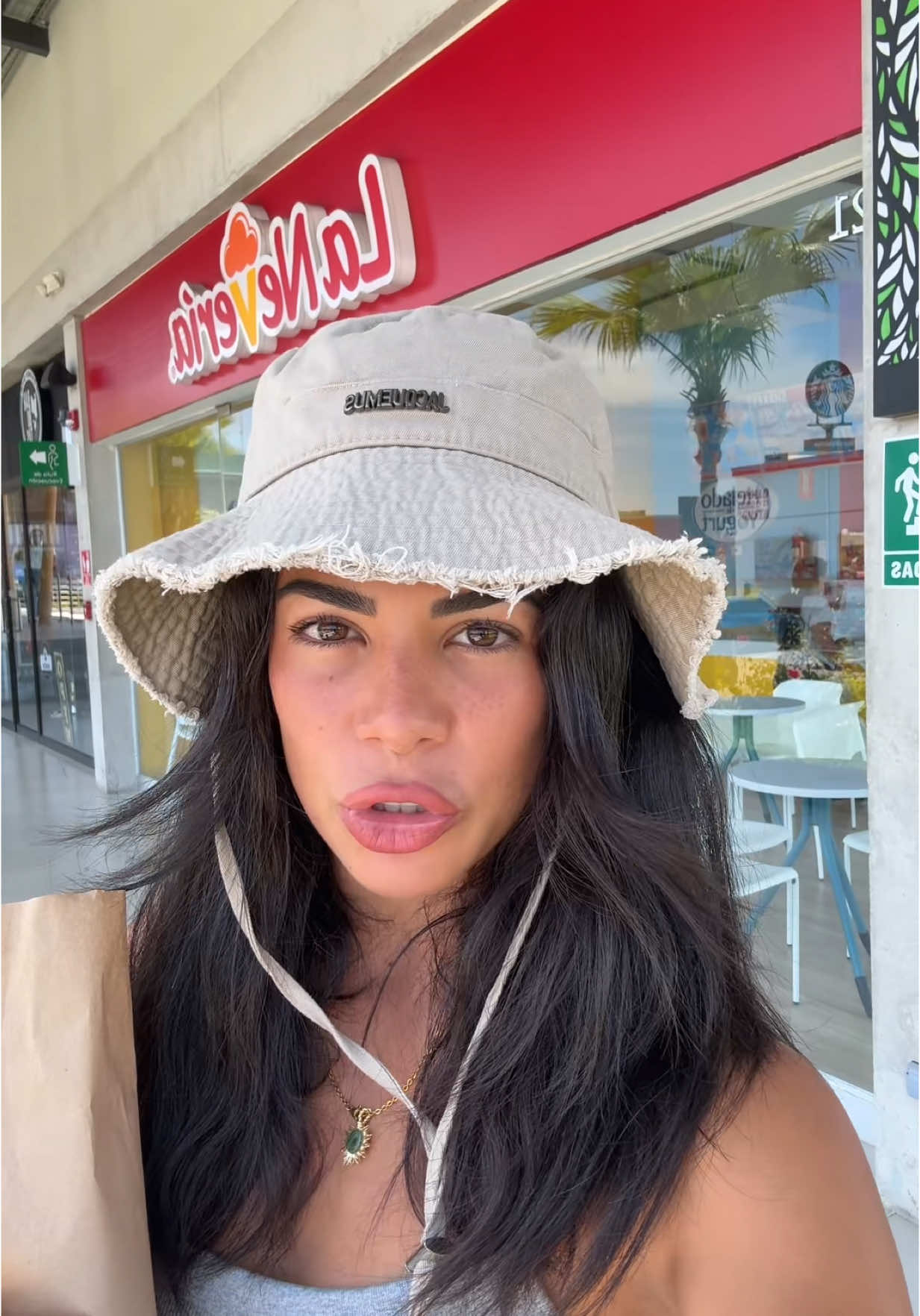 Let’s go grab Levy a pink drink + my opinion on kids wanting to follow “trends” 🤨