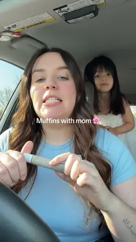 Muffins with mom 🌸 #TikTok #fypシ #mom #MomsofTikTok #momlife #momtok #momanddaughter #mommy #mommydaughter #mommyandme #mommylife #sahm @Summer Fridays 