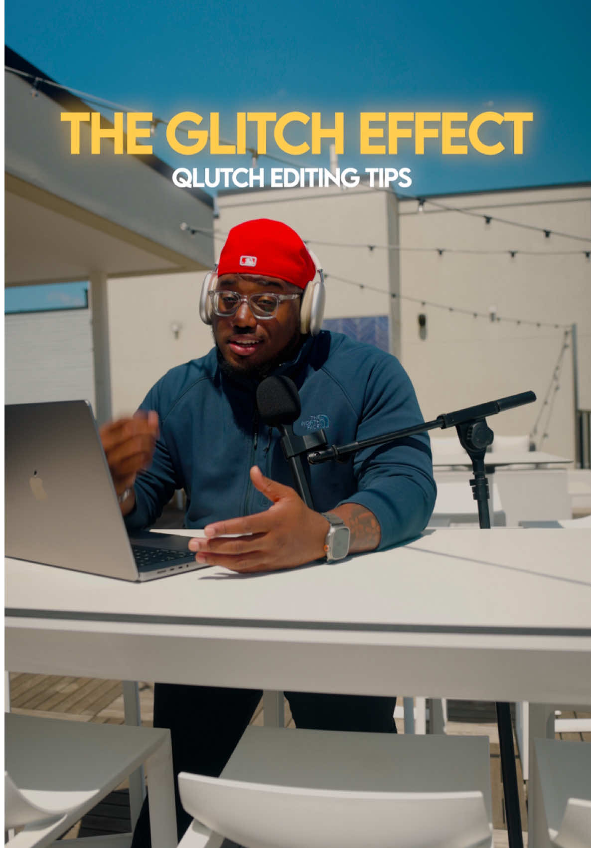 How to create the GLITCH Effect! ✨ This transition is simple and has a great effect on engagement!  Try it out in your next piece of content! (Used my 