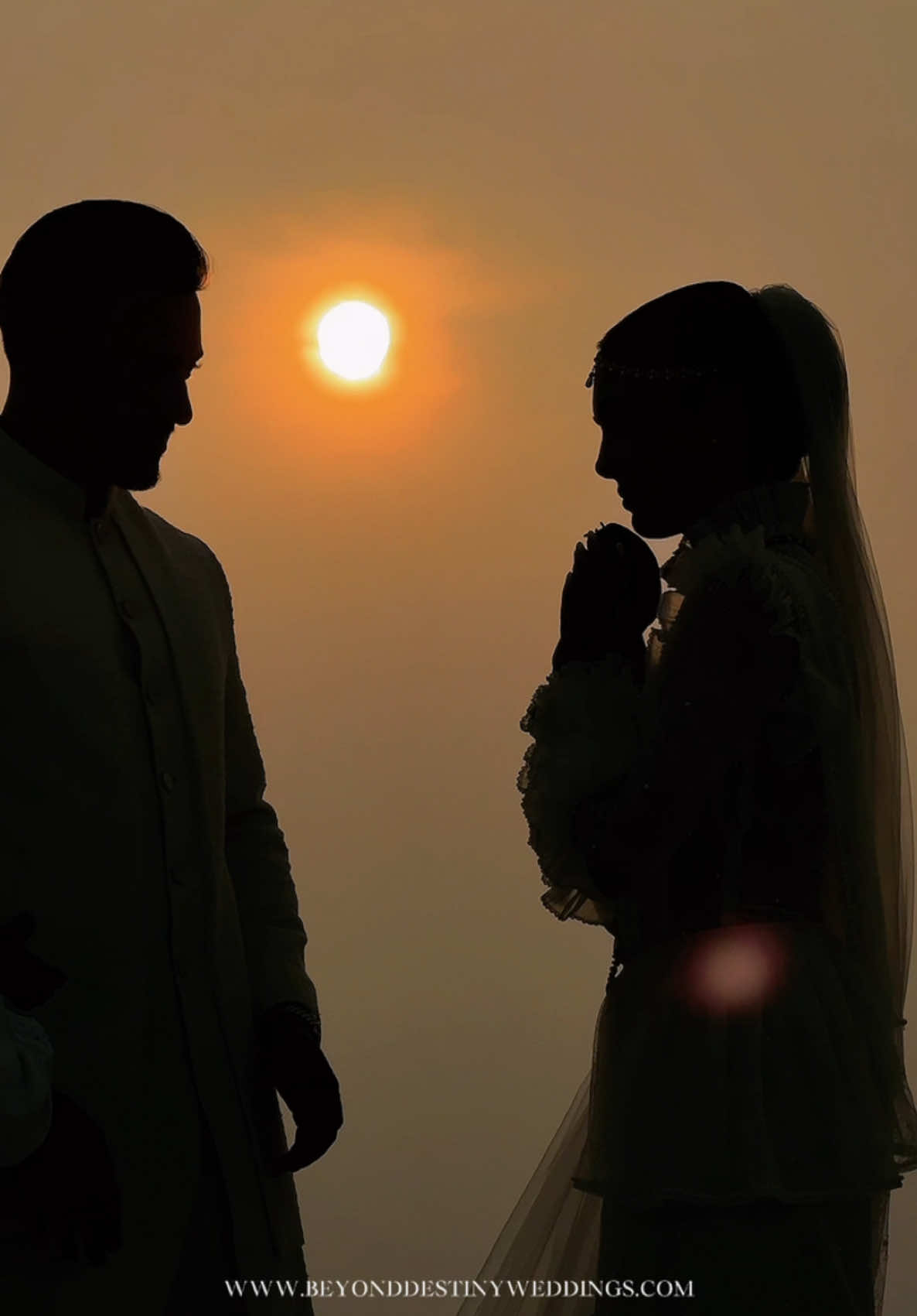 By the sunset, we collided 💍🫶🏽 #fyp #foryoupage #fyppppppppppppppppppppppp #dennedag #denmark #sweden #srilanka #weddingday 
