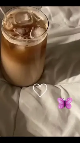 #ايسكوفي☕🖇️ #ما_تيجي_نركن_الزعل_وتحكيلي_اللي_فاتني🥺🤍 #هدوء #موسيقى 