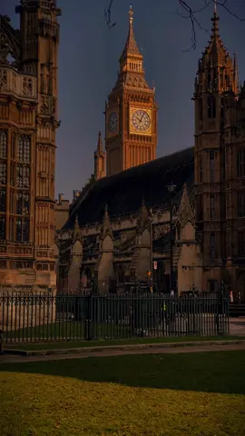 #CapCut  Adele’s Glory + London 😍🫶 @adele #london #ldn #travel #london#london #LondonDiary 