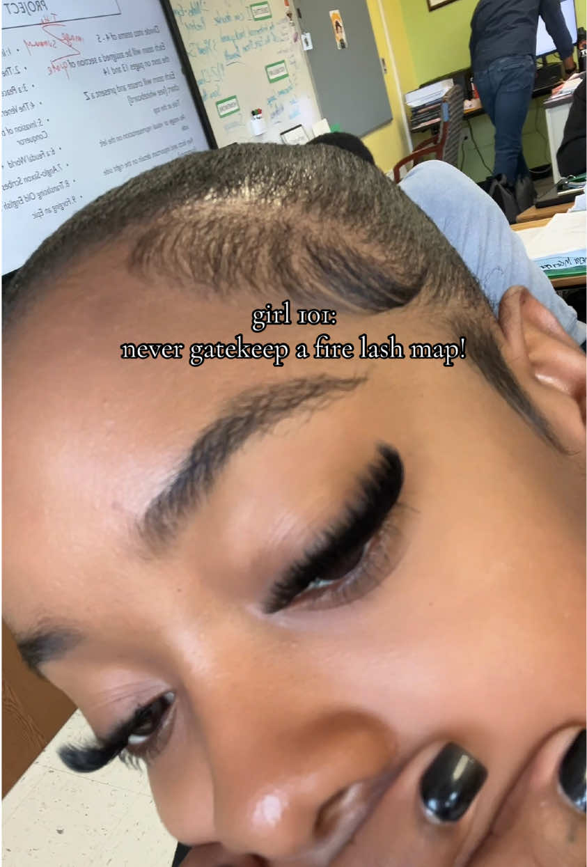 lash map: 16,16,14,14,14,12,12 (stacked) - - - - #lashclusters #lashes #lashextensions #diylashextensions #diylashes #lashtutorial #eyelashes #eyelashestutorial #eyelashextensions #clusterlashes #lashclusterstutorial #lashtok #waterprooflashes #beautycontent 