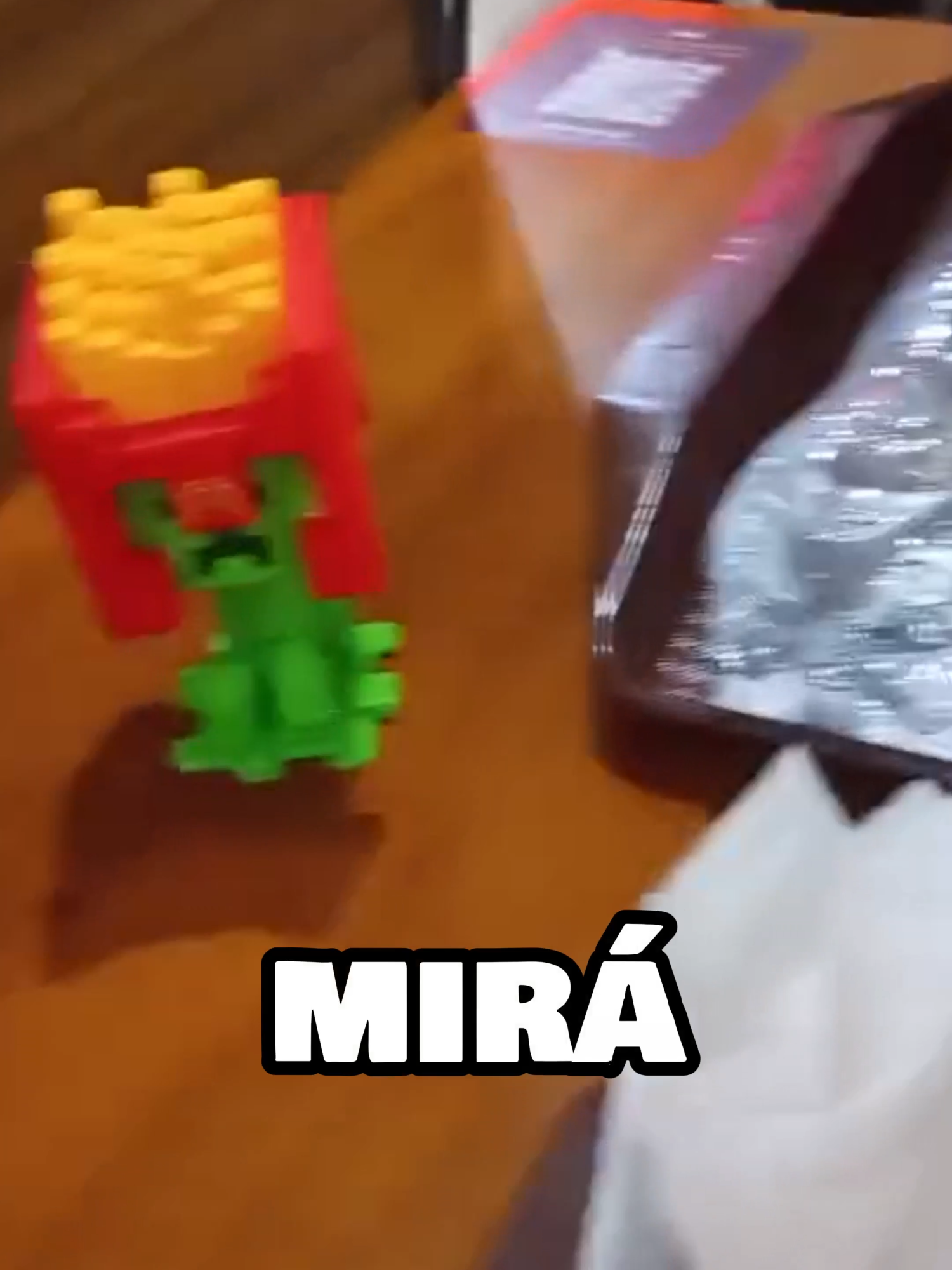 Todo lo que tenes que saber de #mcdonald x #Minecraft 🍔 #paratiiiiiiiiiiiiiiiiiiiiiiiiiiiiiii #fyp #mcdonaldminecraft #comida #comidarapida #hamburguesa #opinion #cajitafeliz