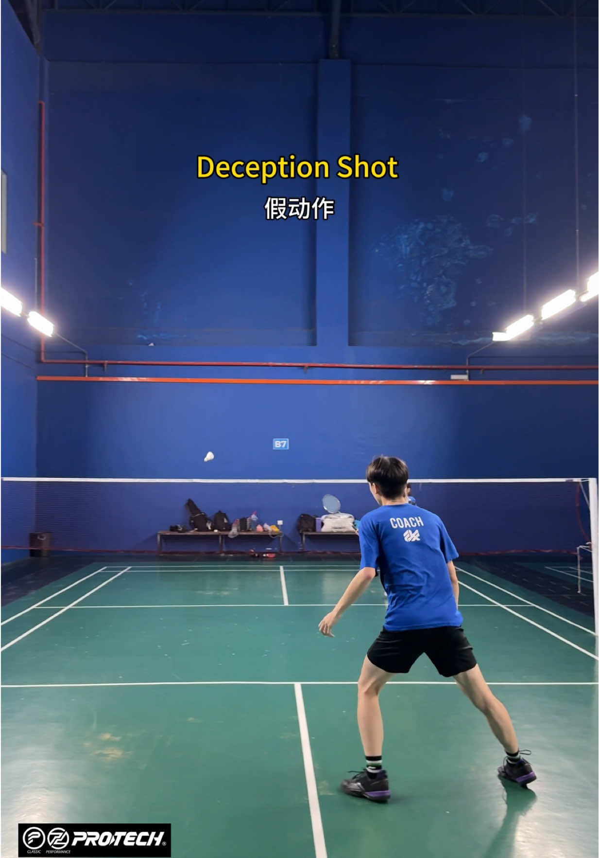Deception shot #foongyixin #badminton #badmintontutorial #badmintonlife #badmintonasia #badmintonlovers #badmintonlover #badmitonmalaysia #worldbadminton #exploretobadminton #badmintonplayers #badmintonfun #tiktokbadminton #sport #tutorial #trickshot #protech_sports 