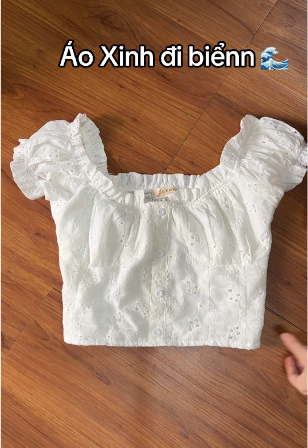 #ao #áo #áo Croptop Xóp #aoxinh #aodibien #aocroptop #aotrevai #mùahè #aokieu #aokieuhottrend #fyp #following #viral#xuhuong #aohottrend #aokhoakeo 