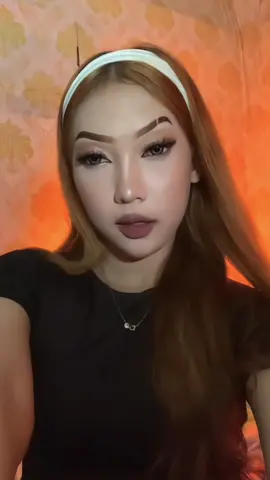 Ini first time aku cobain makeup latina tpi hasinya gagal xixi, tpi syg jg klo ga di post wkk #makeuplatina #transition 
