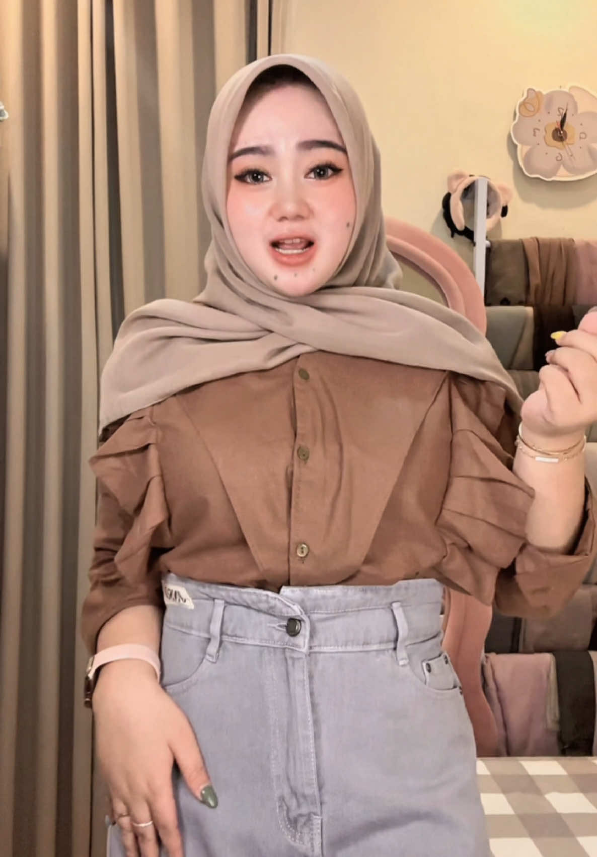 💗🌷🤎🌸🥰😍🍭💅🏻 #blouse #outfitinspo #fypppppppppppppp #fypp #outfit #outfitideas #fypage #jiniso 