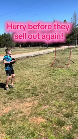 The last time I posted the sold out! Runnn!!🏃🏼‍♀️‍➡️ #baseball #softball #reboundnet #musthave #sports #sportsmom #kids #tiktokshop #vevor 