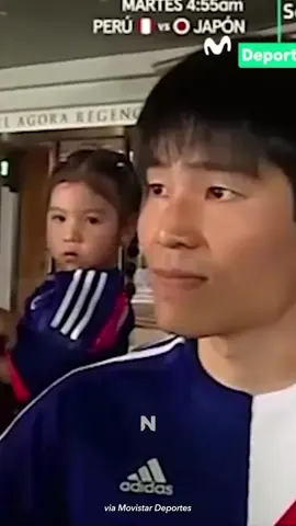 After a Peru vs Japan game, a sports channel spotted a fan wearing a half-Japan, half-Peru soccer jersey. Turns out he was a Japanese fan who had a Peruvian wife. Here's what he had to say. via: Movistar Deportes 📽️Video by: Gabe Jung 🤳Click our linkinbio to sign up to our daily newsletter. 📰Follow us for the latest Asian News @NextShark #news #reel #peru #japan #wife #Soccer #football #sports #peruvian #japanese