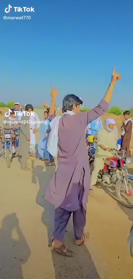 Lofar na yoo😃😆#foryoupage #funnydance #marwatdance😂🤣 #wargya😂👊🏻 #@Junior Imran Khan @☠️ 𝘼𝙔𝘼𝙉 𝙆𝙃𝘼𝙉 ☠️79 
