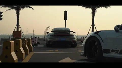 Porsche 🔥🔥🔥 #fyp #dwcars #porsche #porsche911 #911turbos #gt3rs #911carrera #718cayman #911carerra4gts 