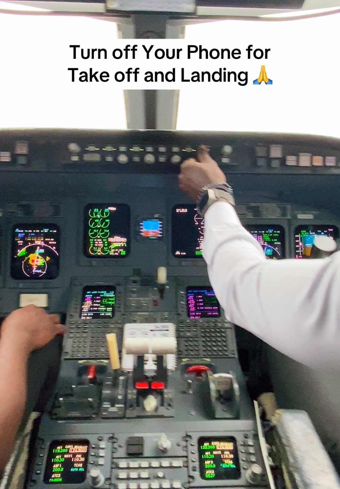 The main reason you’re asked to turn off your phone (or switch it to airplane mode) during takeoff and landing is to prevent possible interference and reduce distractions during the most critical phases of flight. Takeoff and landing are the most sensitive parts of a flight. Flight attendants need everyone alert and free from distractions in case of an emergency or sudden evacuation. It is all about your safety, our safety and everyone else. #flysafe #aviation #cabincrew #henrychika 