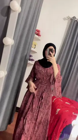 Cocok buat ke pantai#dress #maxidress #foryou 