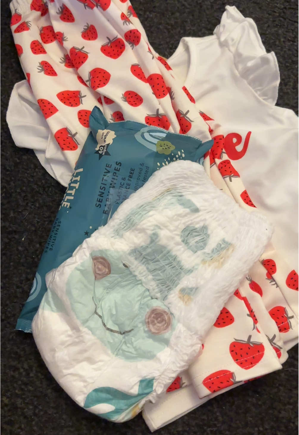 OOTD #OOTD #babyootd #baby #strawberry #mumlife #babiesoftiktok 