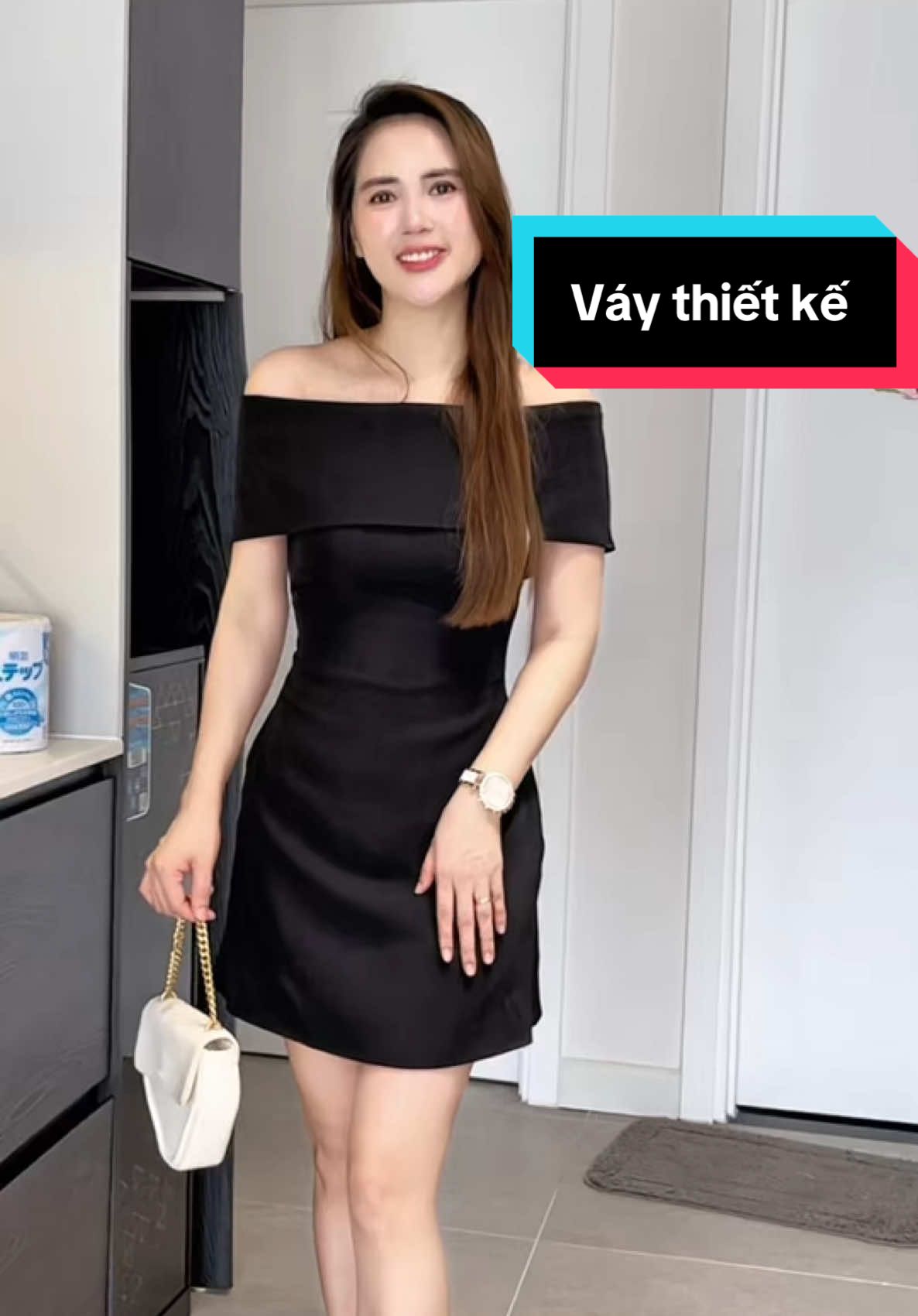 váy thiết kế mặc sang chảnh mà đẹp quá. #vaythietke #vaysangchanh #xuhuong 