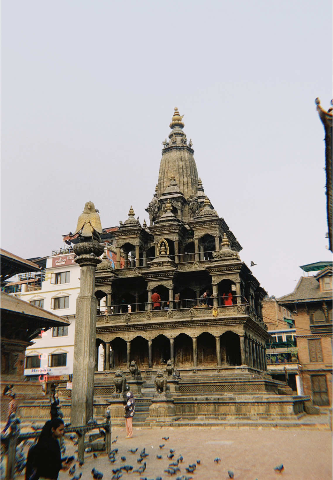 MangalBazar ❤️🙏 Patan Durbar Square  #fy #patan #patandurbarsquare #nepal #temples #iphone #videography 