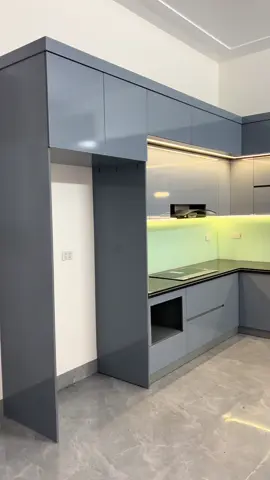Tủ bếp cánh gỗ MDF đẹp k kém cánh acrylic là bao 😄😄#khoinoithat #noithatdep #nọithathiendai #noithatthongminh #tubepdep #tubephiendai 