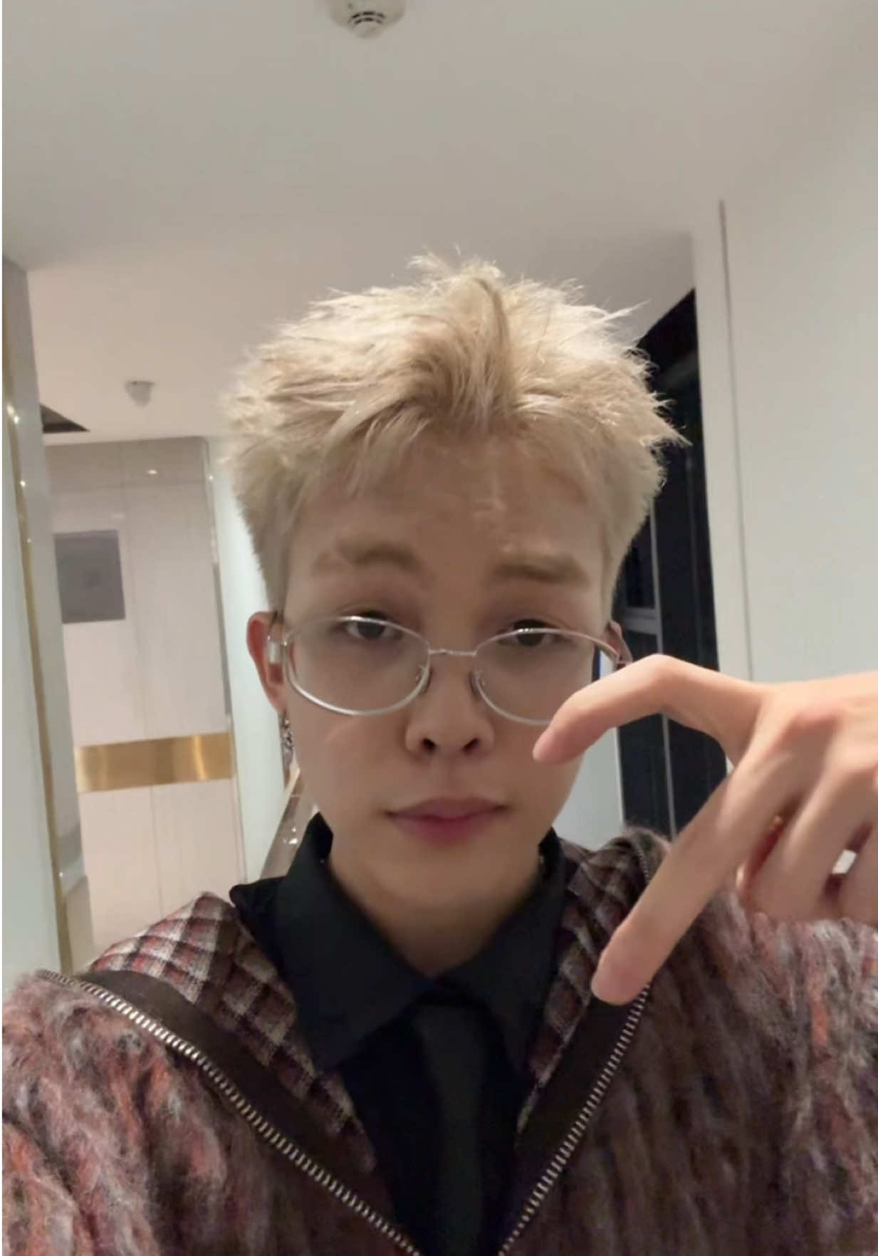bỏ lại 1 người làm nhạc mà cứ tưởng mình là GD #dangrangto #tranlaluot 