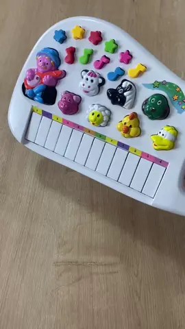 Descubra esse brinquedo que envolve sons, cores e interação.  #brinquedos #piano #fazenda #animais #diversão #achadinhasshopee