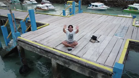 Vibes Menjelang Magrib di pelabuhan spedboat Saparua #tulehu #ecoexplorer #ambonpride🏝🔥 #dronevideo 