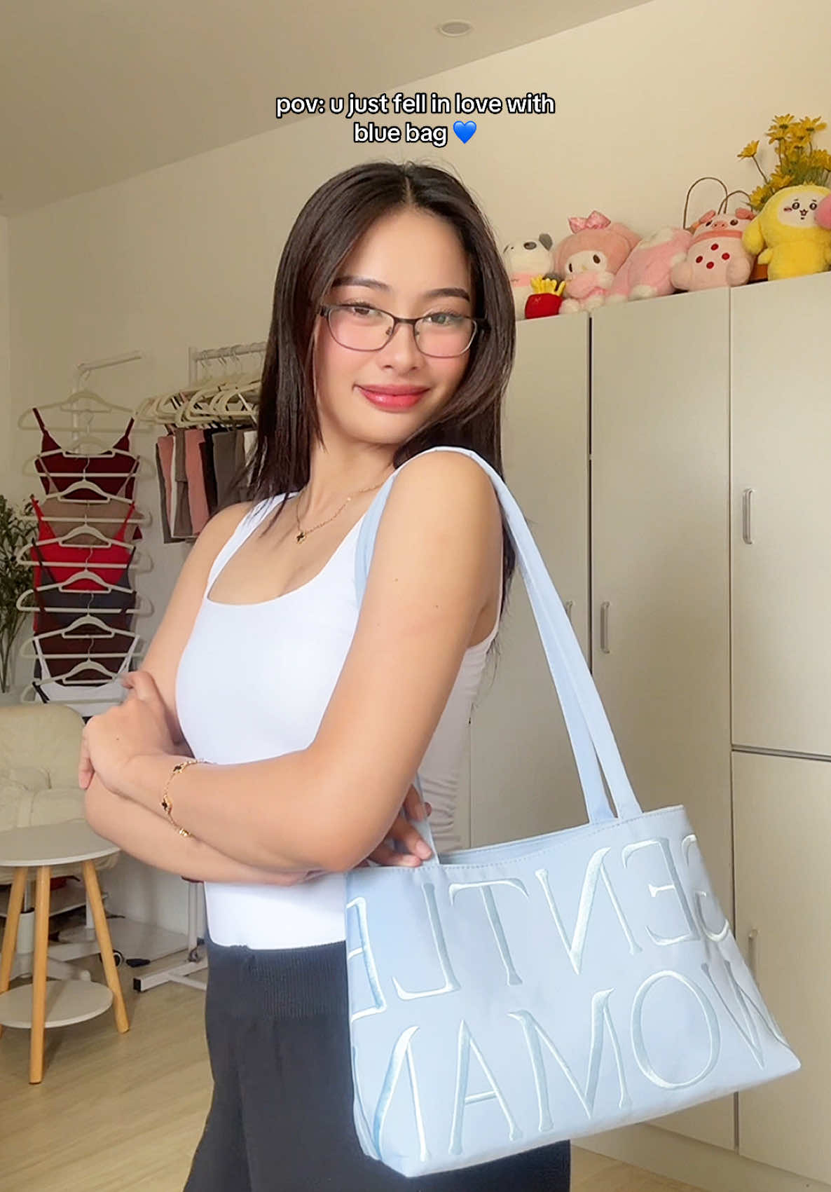 pov: u just fell in love with blue bag 💙 #bluebag #shoulderbag #bagforwomen #bags #adoy #ughdoy 