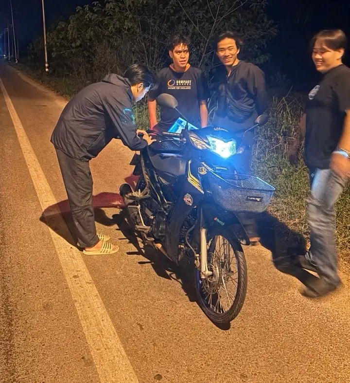 คนเรามันมีขาขึ้นขาลงคงไม่โชคดีตลอดไปหรอกทำยังไงก็ได้อย่างงั้น