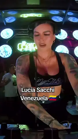Sacchi DJ OUT NOW!   ya disponible mi set en Cali, Colombia   link en mi bio  ••••#house #techhouse #technolovers #ilovetechno #deephouse #techhouse #deejay #womandj #cali #colombia #videoset #sacchi.mp4