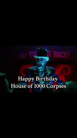 Just a few fun scenes! Tried to keep it mild 😂 #horror #horrortiktok #spooky #scary #horrortok #movie #scream #screamqueen #scarymovies #movies #horrorqueen #horrorcommunityoftiktok #movierecommendation #movieclips #movietok #houseof1000corpses #anniversary #birthday #robzombie #filmtok #filmclips 