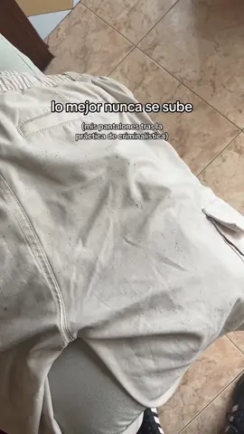 no me vuelvo a poner unos blancos para prácticas 🥲 #clase #uni #practicas #fyp #foryou #parati #viral #trend