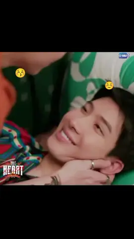 They are so cute I can't help but smile ☺️🥹🤏🏻#kantbison #firstkhaotung #theheartkillers #gmmtvofficial #khaotungg #firstkanaphan #firstkhao#🧡🖤 #🐈🐈‍⬛ 