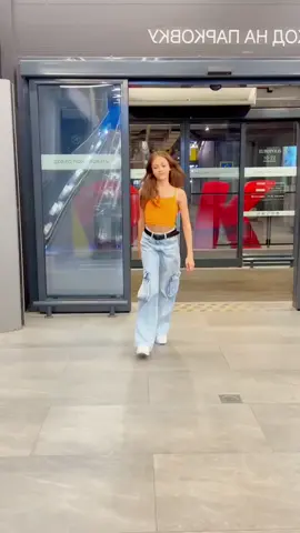 Who did it right - brother or sister_ ✨ @_miss_tais_ 💓 @markchirkin ✨.mp4