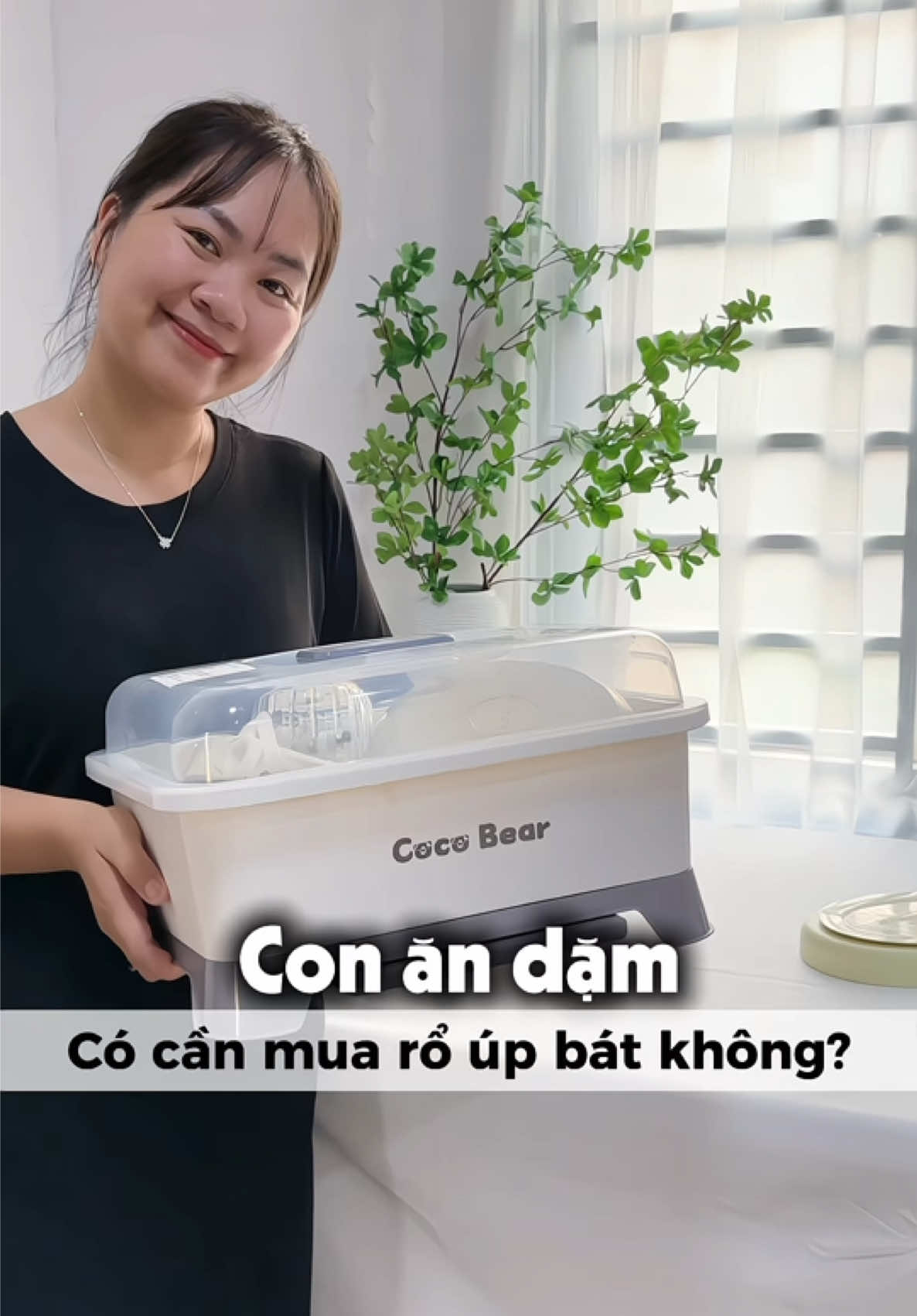 Rổ úp chén bát ăn dặm Coco Bear. Cái này từ sơ sinh úp bình sữa được luôn, ăn dặm thì úo bát thìa, nồi chảo, máy xay, kể cả cái chảo vẫn vừa. Nên sắm nha. #andammesoc #mesocyeudoi #andam 