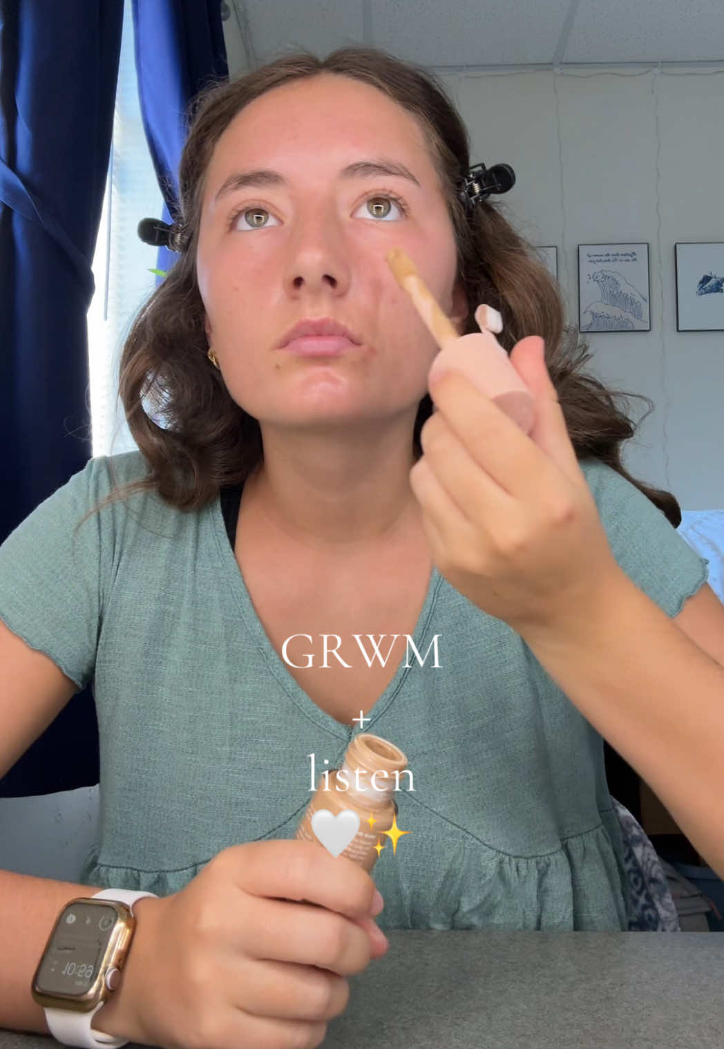just do you🤩🤍 #makeup #grwm #listentothis #emmachamberlain #sound #makeup #getreadywithme #teamwork #microinfluencer 