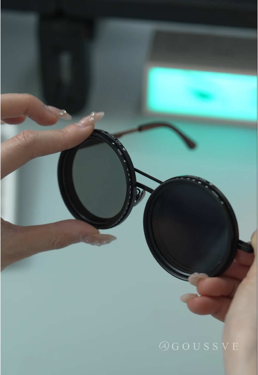 ND filter digital sunglasses 1-9 Gears Adjustable ND Filter lets YOU control the brightness! Perfect for driving, sports, or sunny days. 👉 Slide to adjust, stay comfy, and see clearly #sunglasses #ndfilter #uv #handmade #eyeglass #lightreduction  #eyewear #glassesfilter #blacklensglasses #adjustablepolarizedsunglasses  #InnovativeDesign  #blacklens #polarizedsunglases  #fyp #gadget #AdjustableSunglasses #TravelEssentials #OutdoorGear #usa_tiktok 