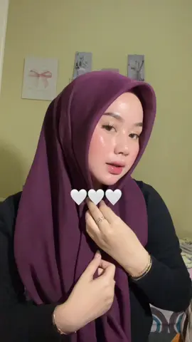 aku pakee warna burgundy yaa gurlss! 🤍💖 #tutorial #hijab #paris 