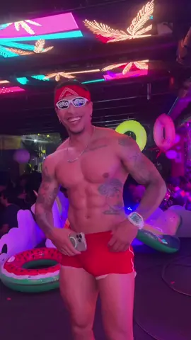 Aprovecha que estoy soltero. #modelo #paratiiiiiiiiiiiiiiiiiiiiiiiiiiiiiii #viralvideos #tikto #fyd #paratii #video #fydシ #peru #sensual 