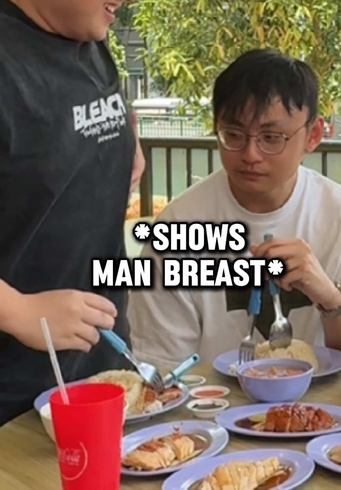 Knn now I got phobia of eating chicken rice already lah cb… #tiktoksg #benwhoah #fyp 
