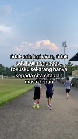 fokus masa depan dan buktikan hasilnya!✊ #casis #casistnipolri #fy #4u #fypage #binsik #binsikbareng #pelari #pelarikonten #run #Running 