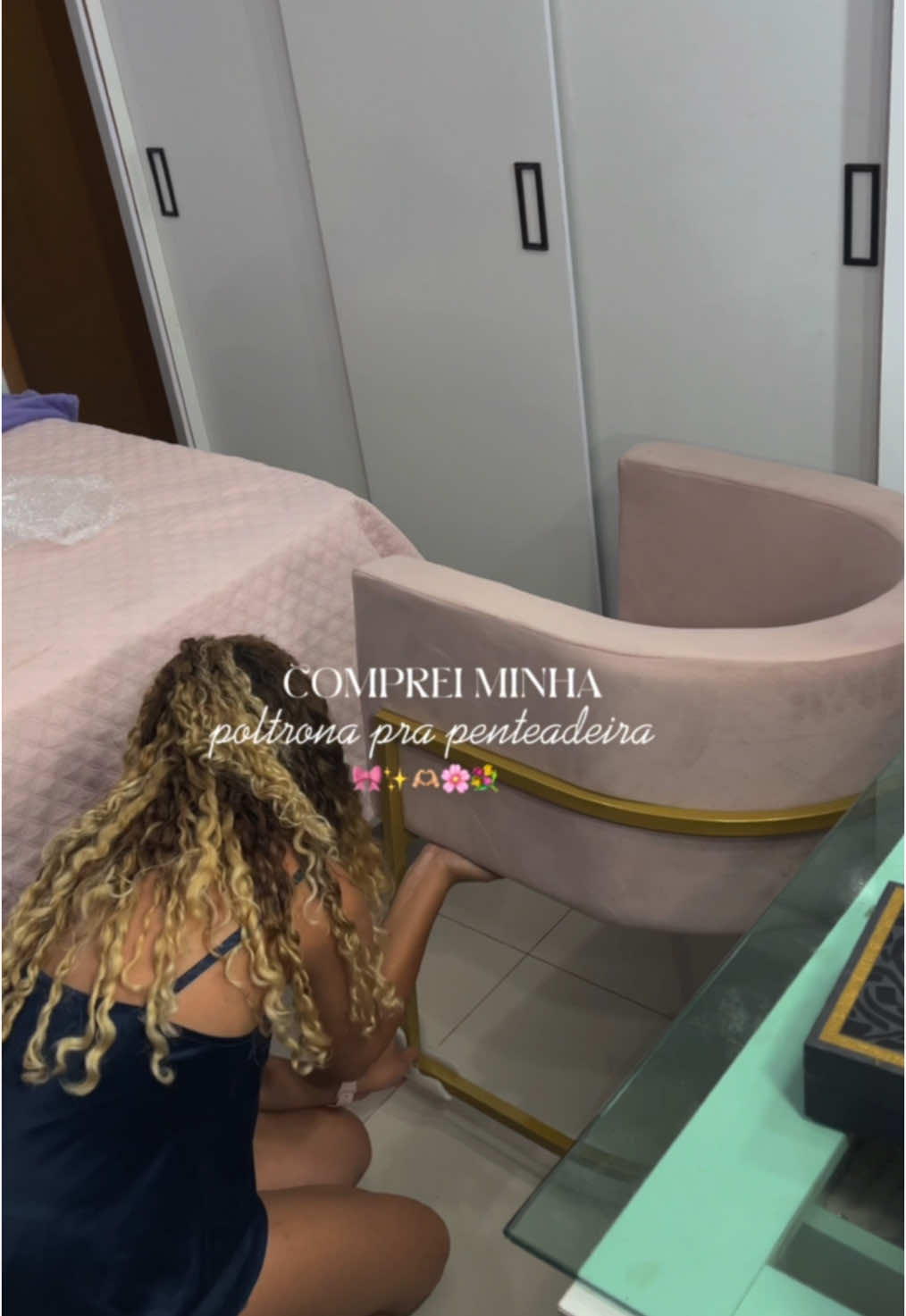Comprei minha cadeira para a penteadeira 💗✨🎀🫶🏼 #RoomTour #quartodemenina #fyp #viralvideos 