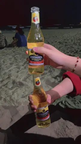 Cụng strongbow ở biển Mỹ Khê nèoo 🍻🍻 #xh #fyp #biển #đà_nẵng #strongbow 