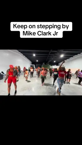 Keep on stepping . I like this little line dance . I like all of them #keeponsteppin #mikeclarkjr #theydontlikeus 