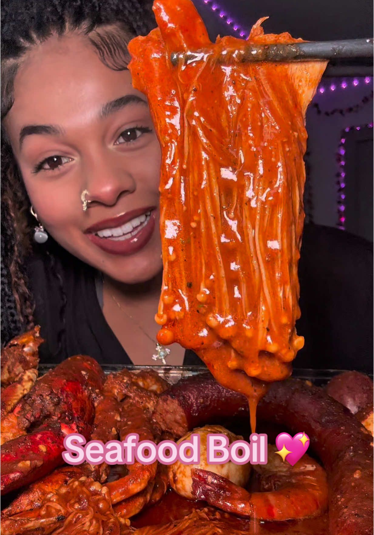This is why I tell yall to make your seafood at home! I’ll be eating leftovers for days! It makes soooo much and it’s so much cheaper!   Every time I go out for seafood it’s not how I like it! Making it at home you’ll always get what you want! But Yall im finally taking my hair down this weekend I’m so happy! I get my hair backkkkkkk I missed it! But anyways I HOPE YALL HAVE AN AMAZING DAY STAY BLESSED AND BEAUTIFUL GOD LOVES US💖💖💖💖💖💖💖💖💖💖 #creatorsearchinsights #foryoupage #fypシ #fyp #viraltiktok #explore #shorts #eating #mukbang #seafood #seafoodboil #homemade #asmr 