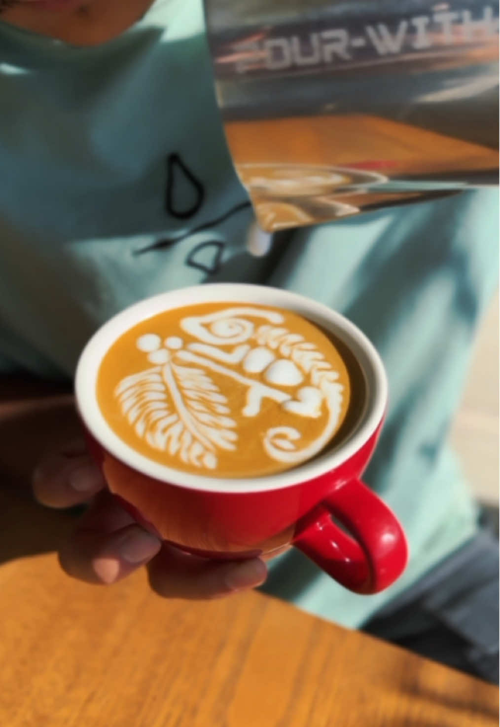 chameleon latte art #coffee #latteart 