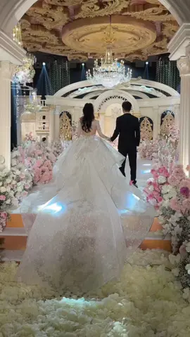 Episode 483 | 🩷   #wedding #weddingdress #dresses #iconicdress #dresstok #fashion #fyp #fypシ #foryou #cinderella #cinderelladress #barbie #swanlake #viviennewestwood  #infinitynikki #princessjellyfish #weddingtiktok 