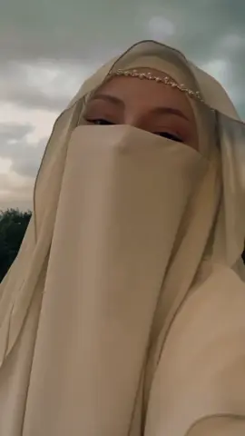 #وقلبي لحب النقاب ميال ♥️♥️