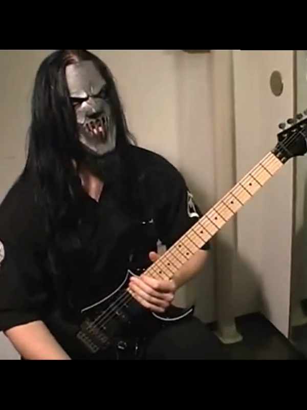 🎸#mickthomson #slipknot #guitar #guitartok #guitarist #metal #numetal #heavymetal #fyp #fy #fypシ゚ 