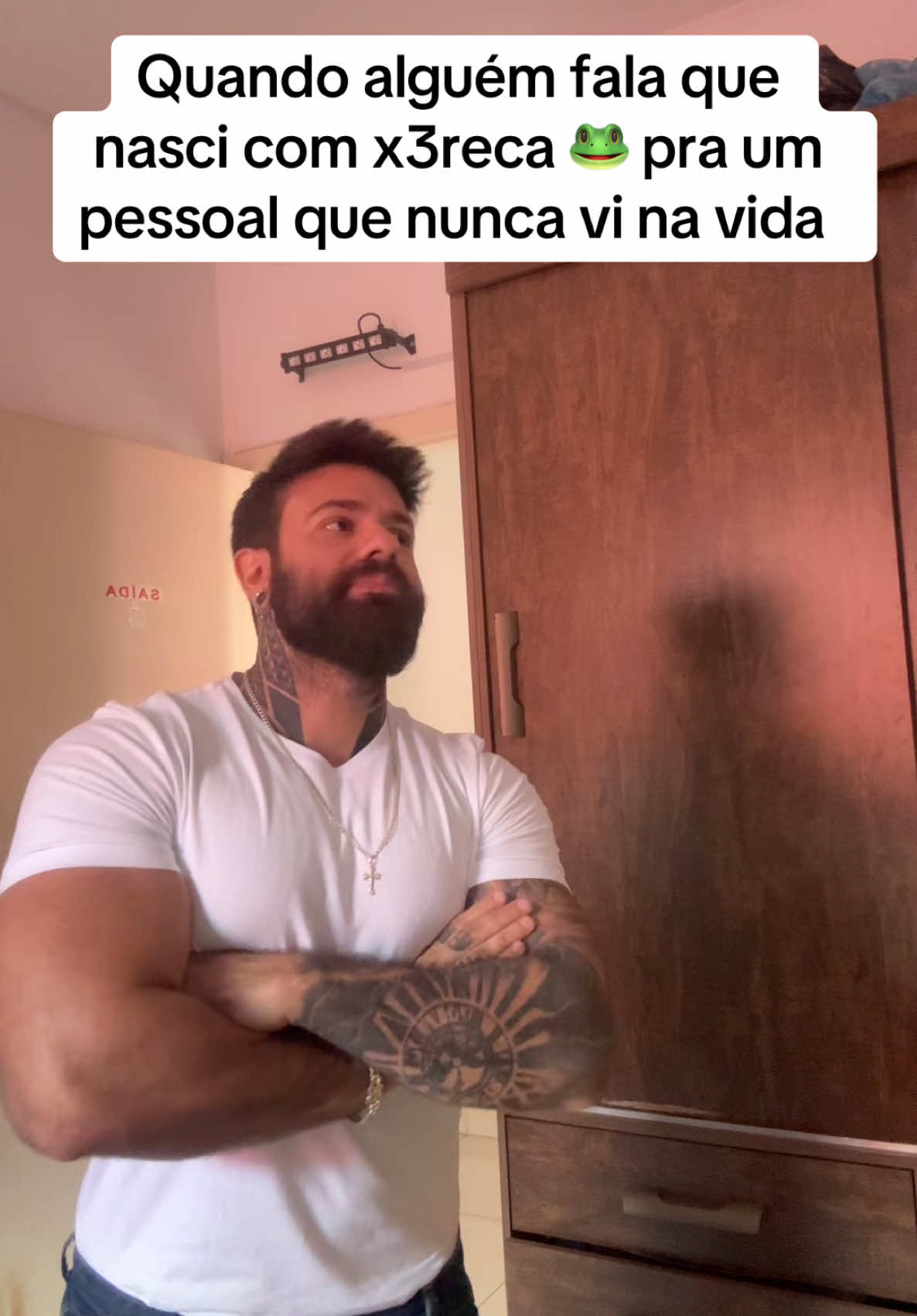 Me apresenta primeiro véi kkk 🤣 #transboy🏳️‍⚧️ #humor #amigos 